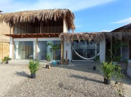 Kanaloa Casa de Playa frente al mar, Los Órganos，位于洛斯拉甘斯的酒店