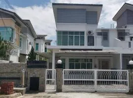 Semi-detached House, Semenyih, Malaysia