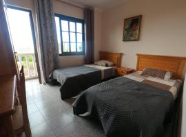 Twin Room at Villa Lila，位于拉克鲁斯的旅馆