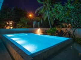 Ton Sai Tropical Phi Phi Island，位于皮皮岛的酒店