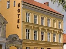 SHotels przy Restauracji Stodoła，位于巴尔托希采的酒店