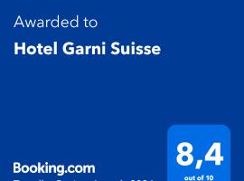 加尼苏西酒店，位于圣马蒂诺-迪卡斯特罗扎的旅馆
