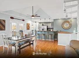 Lakefront, Private Covered Dock, Huge Balconies