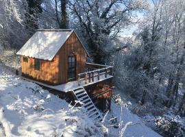 Cabane du Voyageur，位于Yvoir的酒店