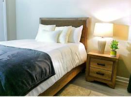 Liberty Towne - Fast WiFi, Self Check-in - Perfect for short-term or long-term stays
