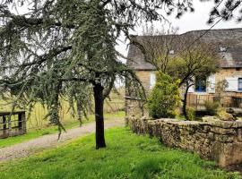 Gîte de France à Chasteaux 2 épis - Gîte de France 4 personnes MAE-9364