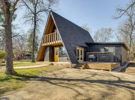 Grills and Fire Pit Cedar Creek Reservoir Cabin!