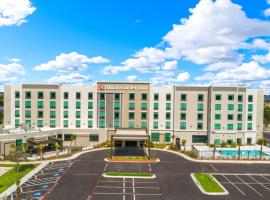 Hilton Garden Inn Harlingen Convention Center, Tx，位于哈灵根的酒店