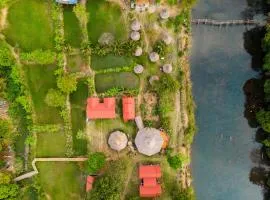 BOLAVEN GARDEN Bungalow and tent - Tad Lo