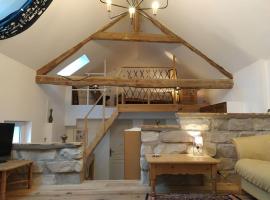 Superbe appartement dans charmant corps de ferme，位于Achères-la-Forêt的酒店