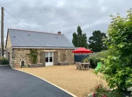 Gîte rénové au calme avec jardin, terrasse et accès à une plage aménagée - FR-1-306-1219