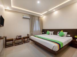 Treebo Sans Sarav Kushalnagar，位于马迪凯里的酒店