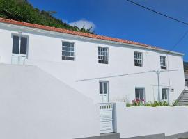 Casa Branca，位于Ribeiras的度假屋