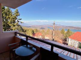 Σκίουρος，位于讷瑞达的酒店