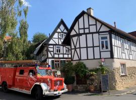 Geibelhof - Apartments in mediterraner Hofreite nahe Frankfurt am Main，位于卡尔本的酒店