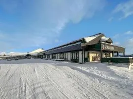 Nice Apartment In Kvam With Sauna