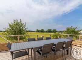 Gîte rénové 2023 avec terrasse, proche Zoo de La Flèche, idéal motards, 6 pers, wifi, parking sécurisé - FR-1-622-60，位于Méon的酒店