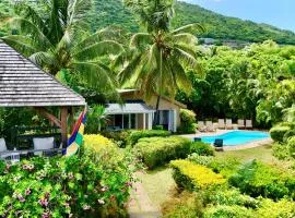 Maison 2 chambres avec vue et piscine privée