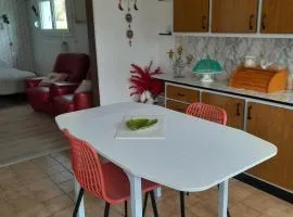 Gîte loft au bord de la Meuse avec jardin, terrasses et activités variées à Vilosnes-Haraumont - FR-1-585-81