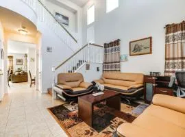 Spacious Turlock Home ~ 1 Mi to University!
