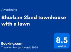 Bhurban 2bed townhouse with a lawn，位于布尔班的酒店