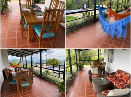 Finca Aguadalupe, Lago Calima，位于卡利马的酒店