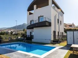 Villa Nebros
