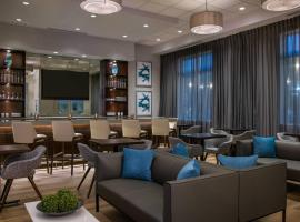 Fairfield Inn & Suites by Marriott Dayton，位于代顿Dayton Visual Arts Center附近的酒店