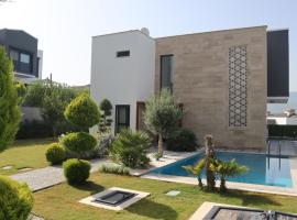 Villa Dream Kuşadası Pool- Garage，位于库萨达斯的酒店