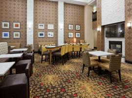 苏福尔斯希尔顿惠庭套房酒店，位于苏福尔斯的酒店