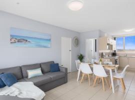'Beachside Escape' A Breezy Waterfront Family Abode，位于卧龙岗的酒店
