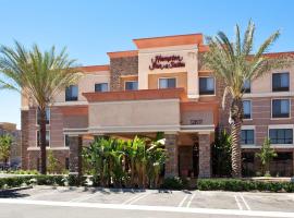 Hampton Inn & Suites Moreno Valley，位于莫雷诺谷的酒店
