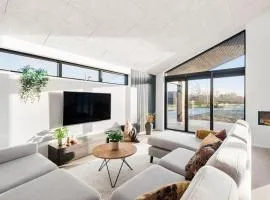 Cozy Home In Hemmet With Wifi