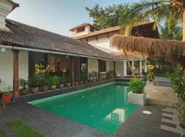 Salt by Hireavilla - 4BR with Private HEATED Pool in Siolim, North Goa