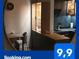Apartment Between