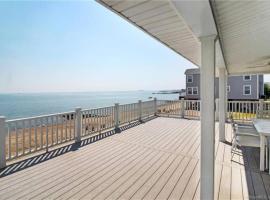 Cozy Beach - Direct Waterfront!