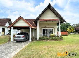 Melaka Afamosa DAmour Villa 12PAX with Private Pool & BBQ，位于Kampong Alor Gajah的酒店