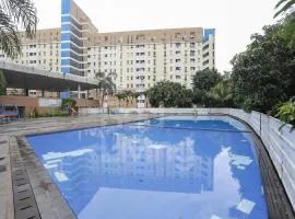 RedLiving The Golf Apartement Modernland - Maria Room Tower Red