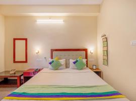 Treebo Grace Inn, 3 Min Walk From Promenade Beach，位于蓬蒂切里的酒店