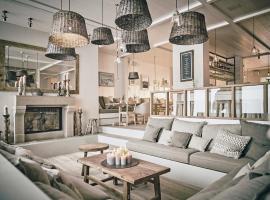 The Cozy Hotel & Lofts Timmendorfer Strand，位于蒂门多弗施特兰德的Spa酒店