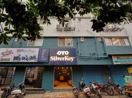 OYO SilverKey Near Arup Hospital Near Pune Airport，位于Kharadi的酒店