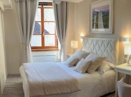 Logis Hôtel des Messageries，位于阿尔布瓦的酒店