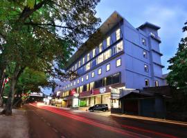 Neo Dipatiukur Bandung by ASTON，位于万隆圣波罗米斯医院附近的酒店