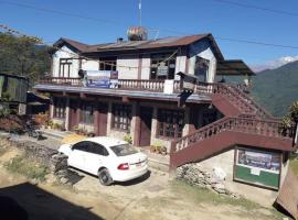 The Hotel Orchid & Restaurant，位于Kāskī的酒店
