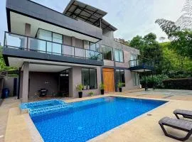 Sensacional habitacion con piscina Ecohotel !!