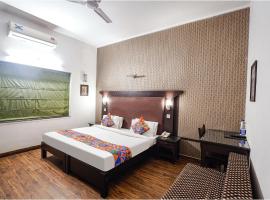 FabHotel City Chalet Saket，位于新德里Saket的酒店