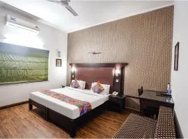 FabHotel City Chalet Saket