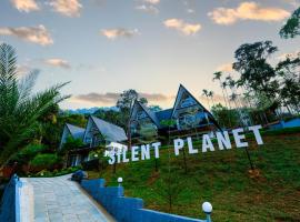 Silent Planet Resort，位于Koroth的酒店