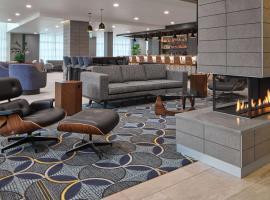 River's Edge Hotel Portland, Tapestry Collection by Hilton，位于波特兰的酒店