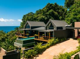 Maison Gaia Seychelles, unobstructed views over the ocean and into the sunset，位于Glacis的酒店